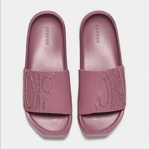 NEW Jordan NOLA Slide Sandals Light Mulberry Womens CZ8027-500 Size 8